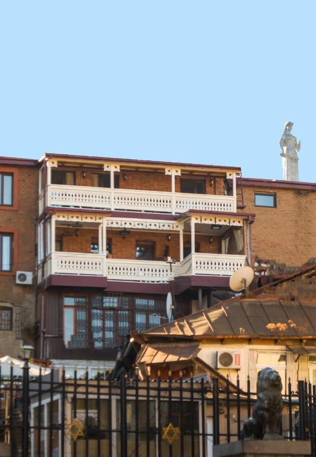 Sina Hotel Tbilisi Exterior photo